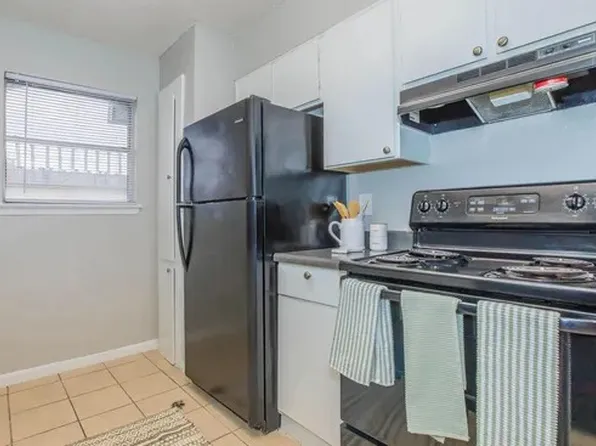 4848 Goldfield Dr, San Antonio, TX