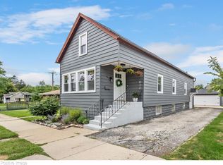 612 Prairie Ave, Downers Grove, IL 60515