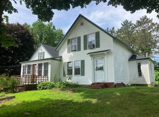 16 N Main St, Morrill, ME 04952