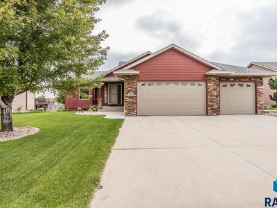 3005 W 90th St, Sioux Falls, SD, 57108