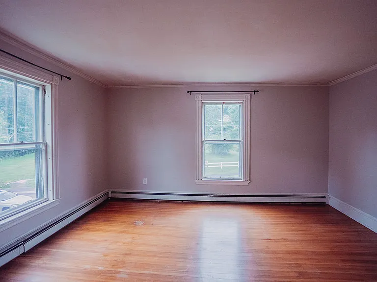 287 Ohio St #2 — Photo 10