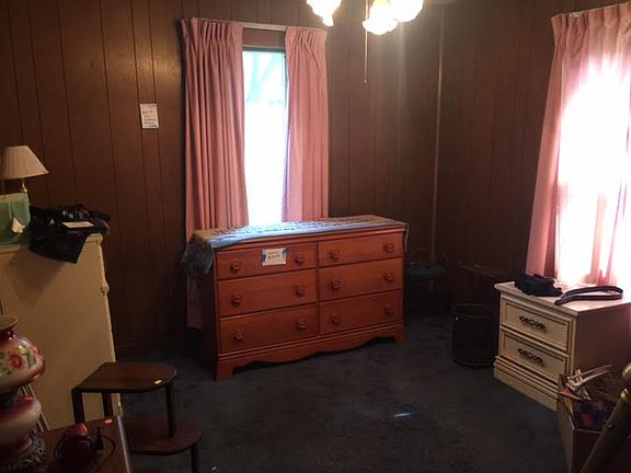 5th image of 879 W 62nd Pl