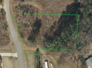 6164 Reitzel Dr, Hickory, NC 28601