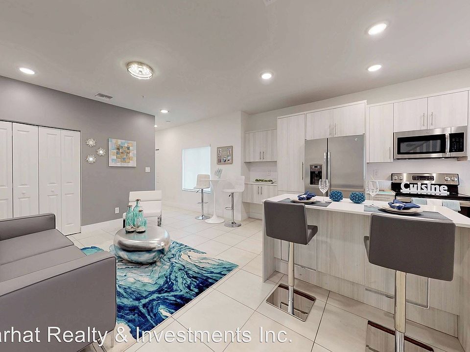 2nd image of 3920 Melaleuca Ln APT 207
