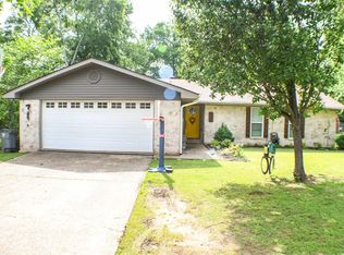 122 Orchard St, Hot Springs, AR 71913