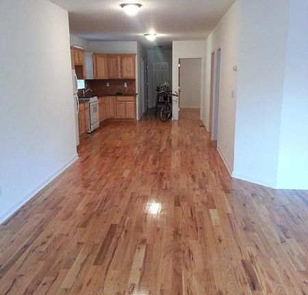 3rd image of 20 Andros Ave