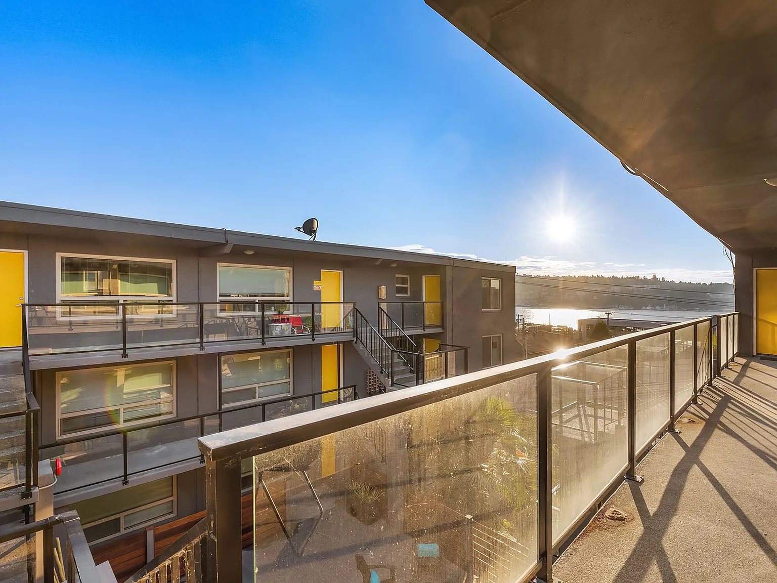 The Palms Apartments | 1 MONTH FREE! — Photo 2