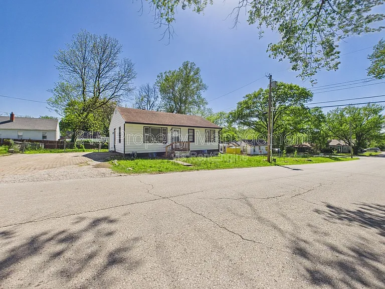 10323 E 20th St S — Photo 28