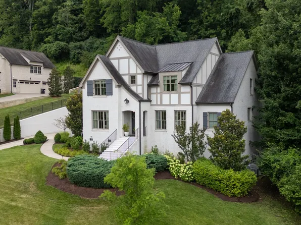1049 Stockett Dr, Franklin, TN 37069