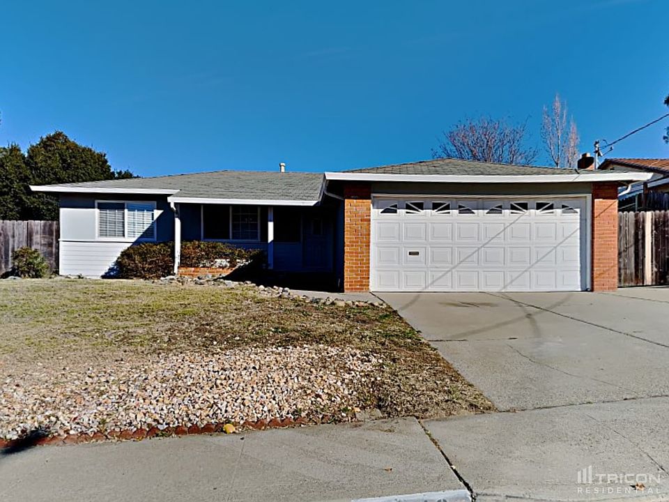 1st image of 2616 Kenney Dr