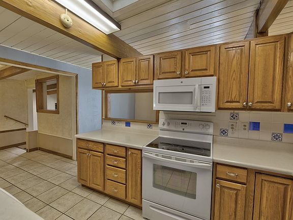 3rd image of 1228 Fetterman Dr