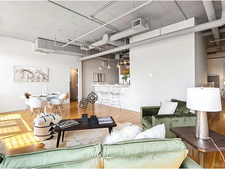 2020 Arapahoe St #1170 — Photo 5