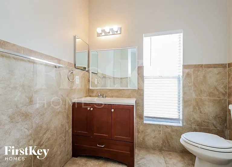820 Poinsettia Ave — Photo 13