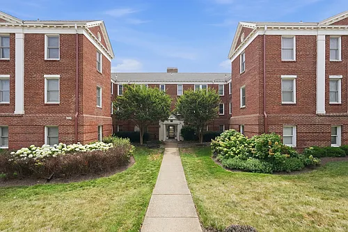 906 S Washington St #307 Photo 1 906 S Washington St #307 Photo 1