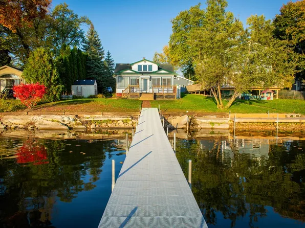 37821 N Douglas Ln, Lake Villa, IL 60046