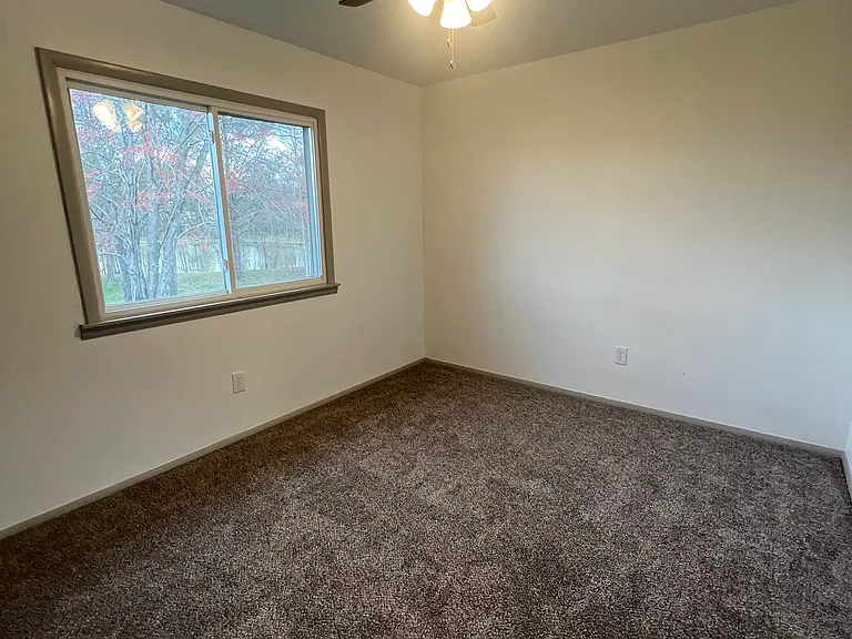 210 Greystone Ave #207-4 — Photo 6