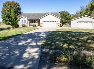 10440 Devereaux Rd, Parma, MI 49269