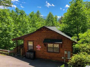 416 Maples Rd, Gatlinburg, TN 37738