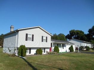 1319 Sherwood Downs Rd E, Newark, OH 43055