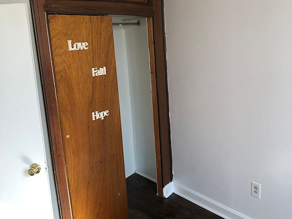 3rd image of 210 N 54th St Floor 2