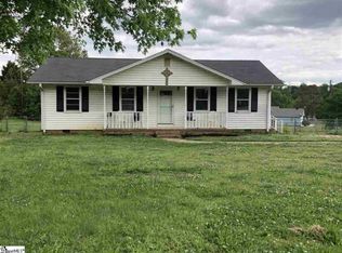 140 Gano Dr, Woodruff, SC 29388