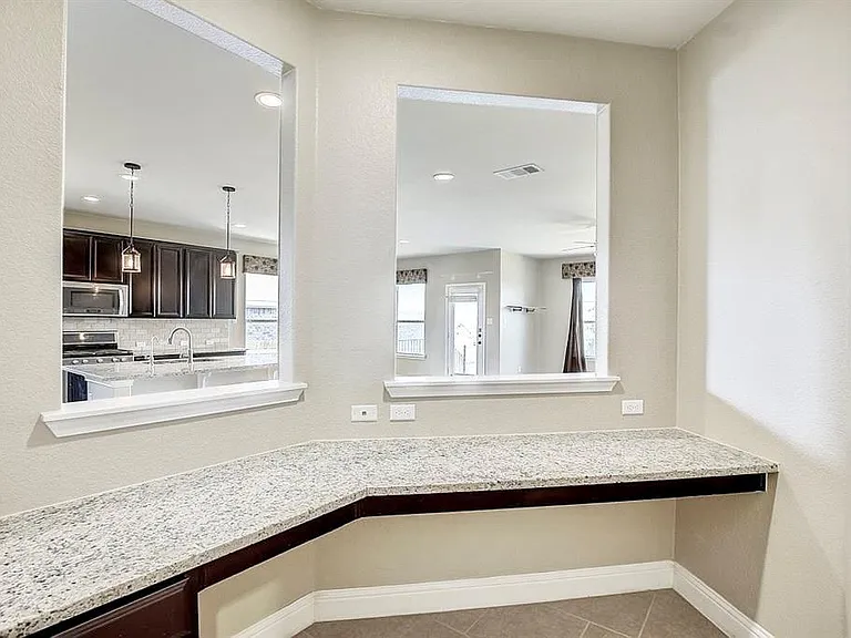 3433 De Torres Cir — Photo 11