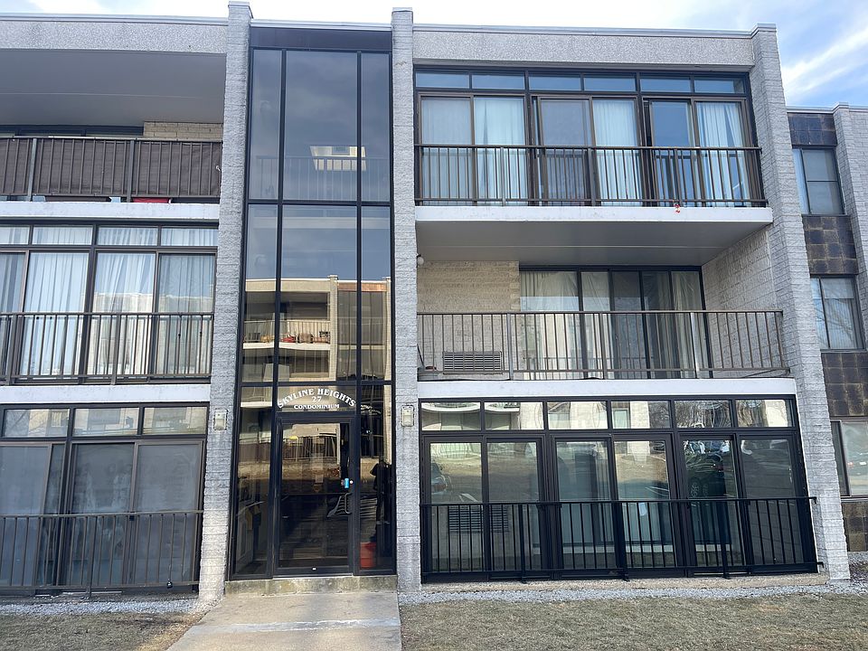 1st image of 27 Skyline Dr