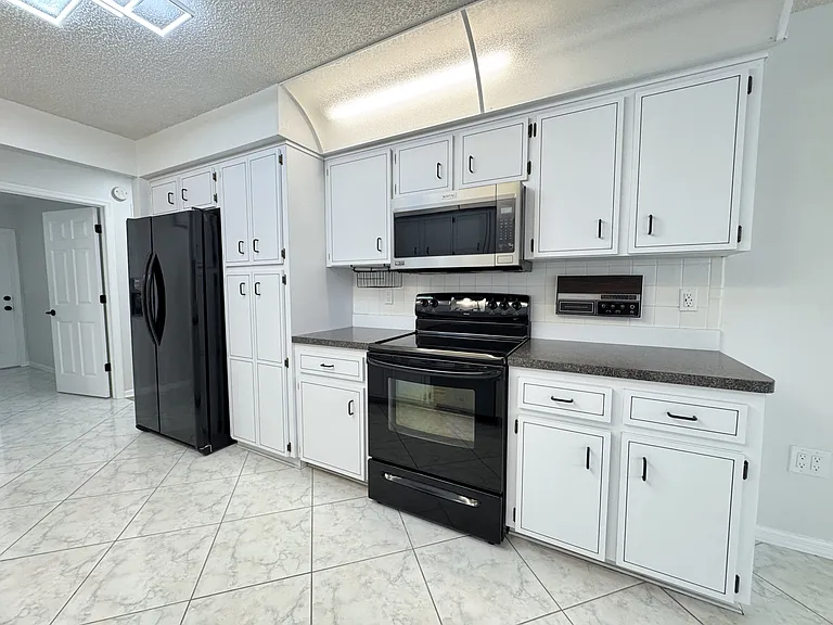 8442 Eldridge Rd — Photo 12