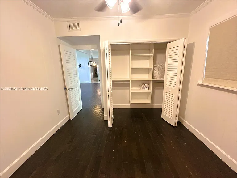 6395 SW 42nd Ter — Photo 14