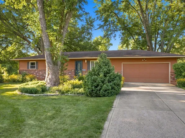 8369 Walnut Ave, Galena, OH 43021
