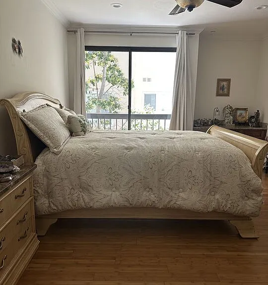 324 N Palm Dr #206 — Photo 16