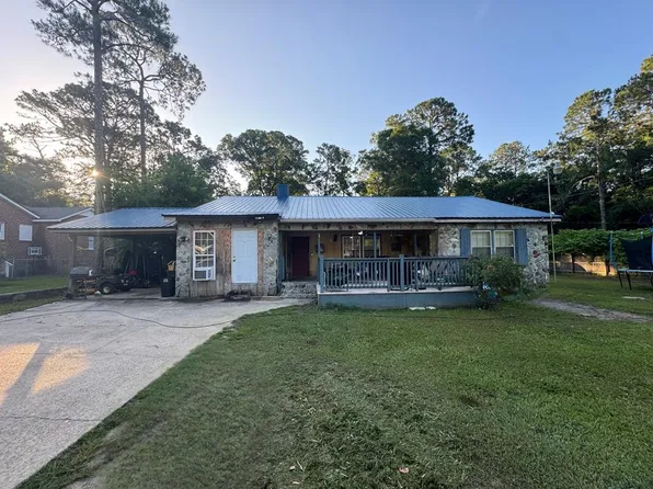 1003 Davis Ave, Tifton, GA 31794