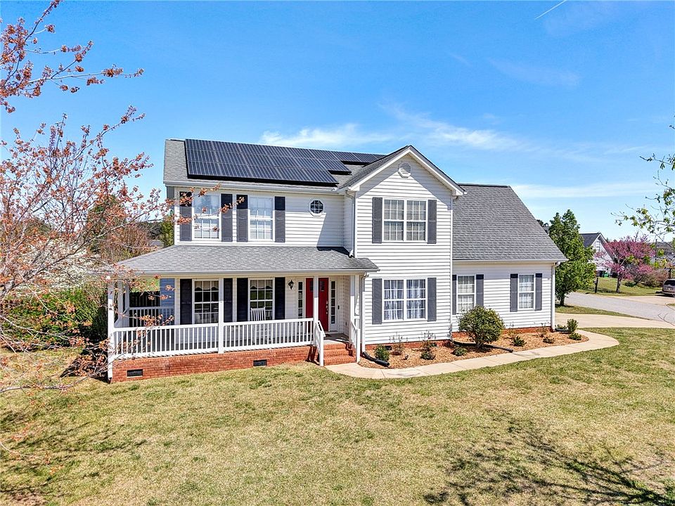 1st image of 312 Glastonbury Dr