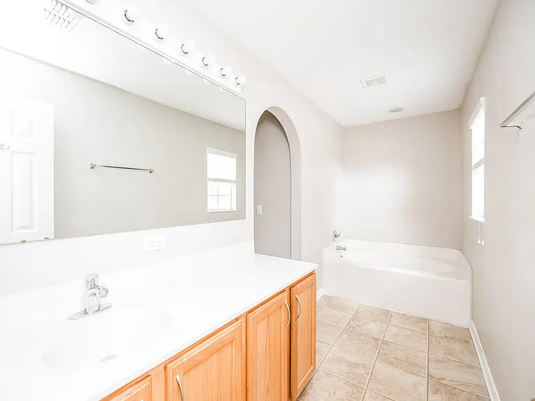 17006 Torvest Ct — Photo 13