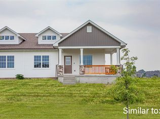 9817 Regatta Ln, Johnston, IA 50131