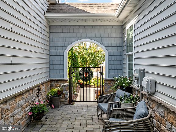 5th image of 736 Moorings Cir #35