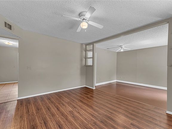 3rd image of 1260 Walnut Pl