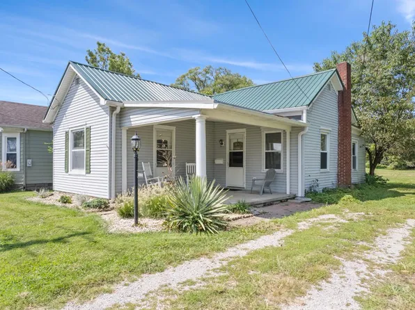 155 N 3rd St, Williamsburg, OH 45176