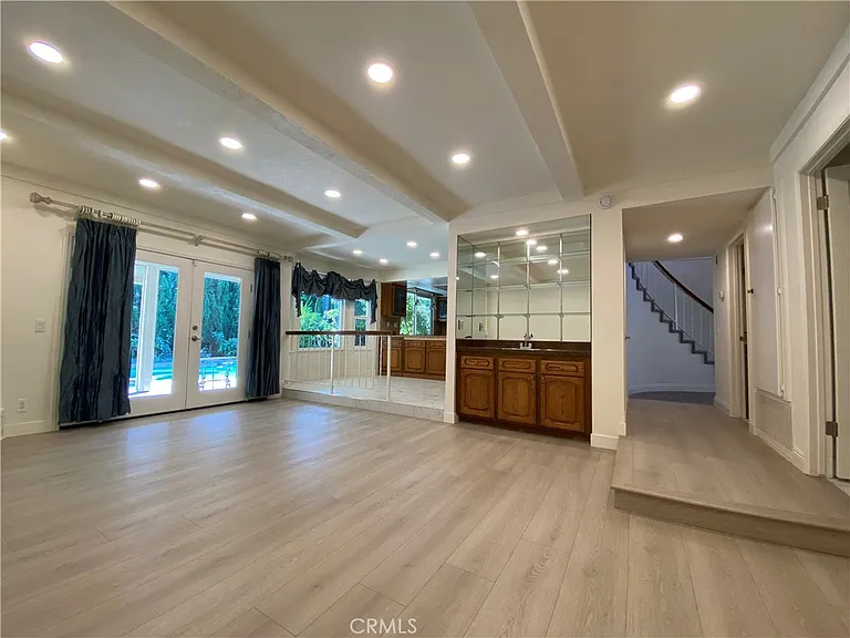 2072 Maverick Cir — Photo 15
