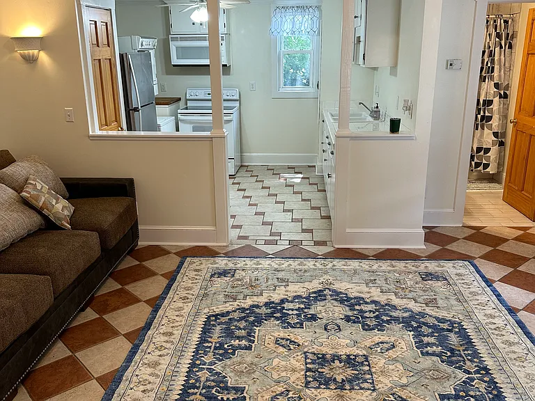 209 E Voorhis Ave #209 — Photo 6