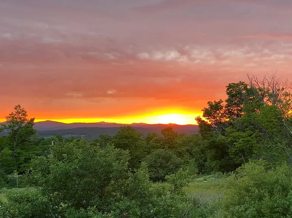 31 Thistle Hill Rd, Cabot, VT 05647