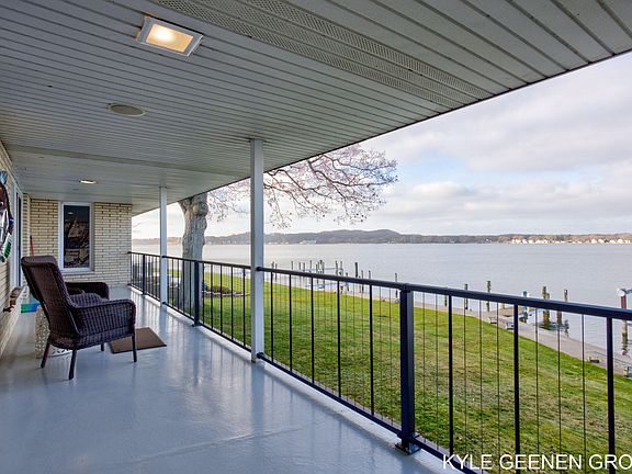 3rd image of 1871 S Shore Dr APT 4