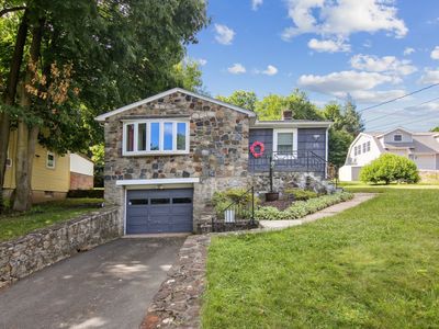 15 Howard Avenue, Bristol, CT, 06010