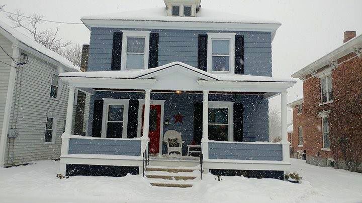 1st image of 31 Fulton St