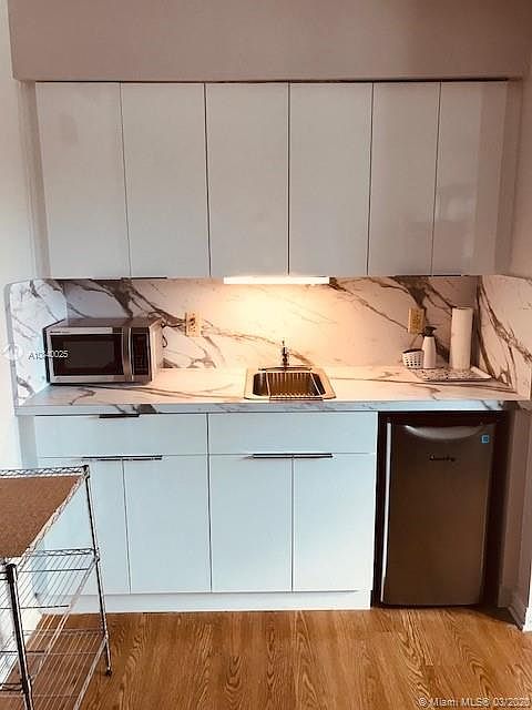 1st image of 5773 Sunset Dr #5773