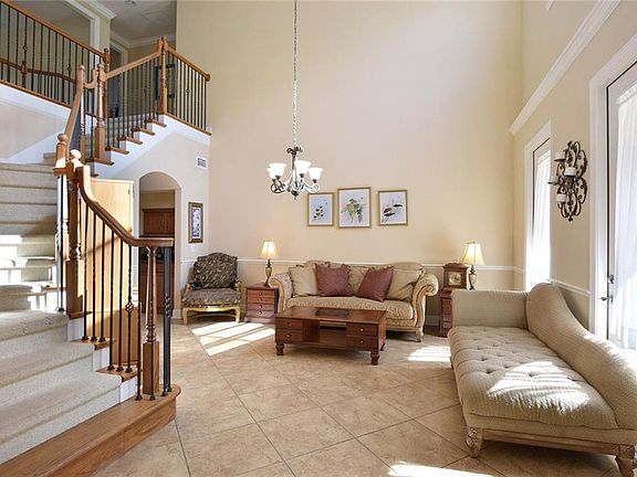 4th image of 1268 Bella Vista Cir