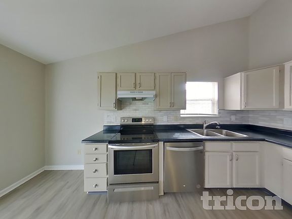 4th image of 1328 Wilkes Dr