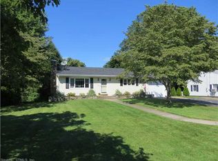 13 Maple Ct, Waterford, CT 06385