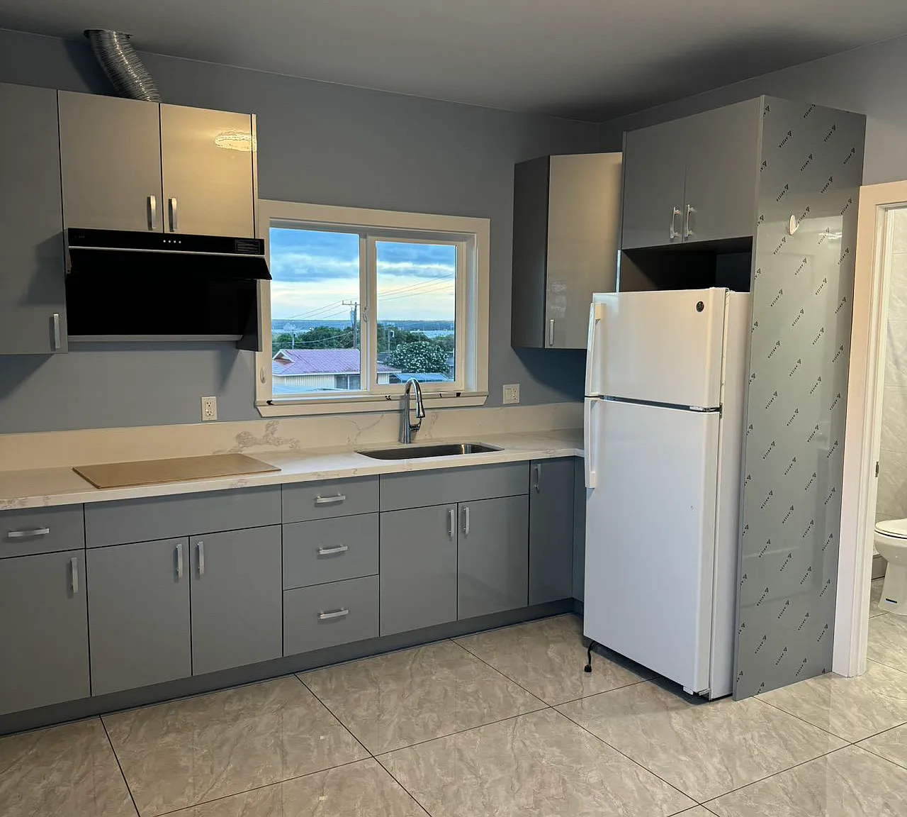 1 bed, 400 sqft, $2,000 — Photo 1