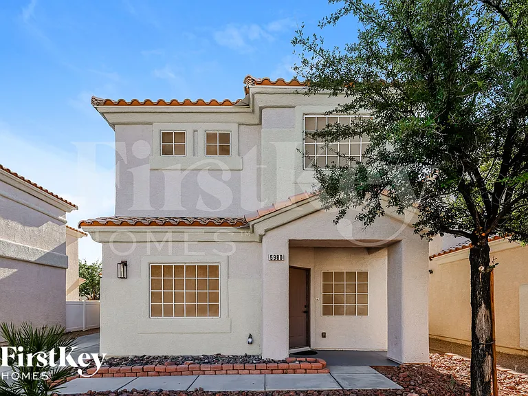5980 Gentleslope St — Photo 1